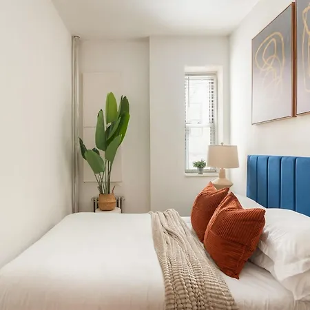 61-2c Prime Ues 2br Newly Furnished Value
