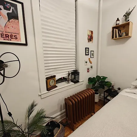 Two Bedroom Excellent Location Apartment New York