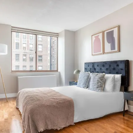 Uws 2br W Gym Doorman Elevator Nr Park Nyc-1050 New York