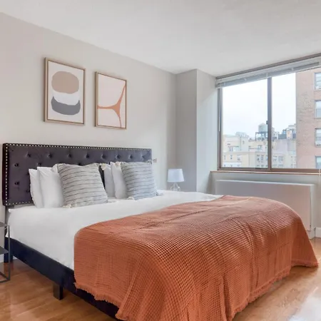 Uws 2br W Gym Doorman Elevator Nr Park Nyc-1050