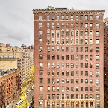 Uws 2br W Gym Doorman Elevator Nr Park Nyc-1050 New York