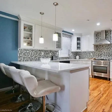 Holiday home Casa Rosado @ Nyc Pool Firepit Parking Ferry New York