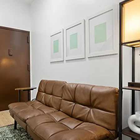 Apartment Sleek 2br - Walking Distance To Times Square *
