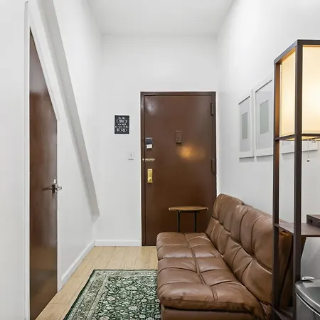 Sleek 2br - Walking Distance To Times Square *