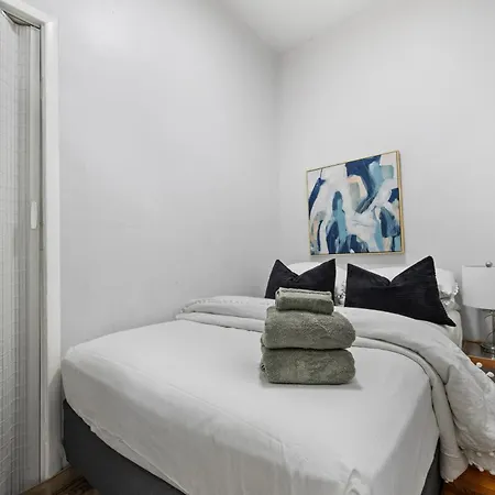 Sleek 2br - Walking Distance To Times Square