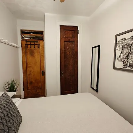 Two Bedroom Excellent Location *