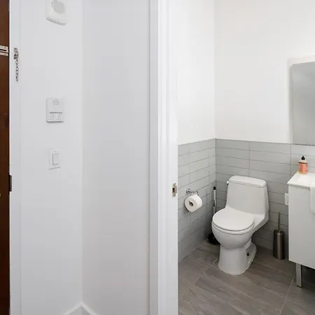 Apartment Spacious Luxury 2bd Downtown Gym W/d Doorman New York