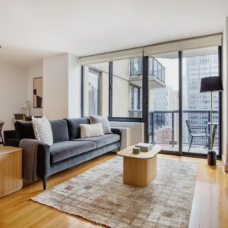 Midtown 1br W Gym Elevator Nr Rockefeller Ctr Nyc-1401 New York
