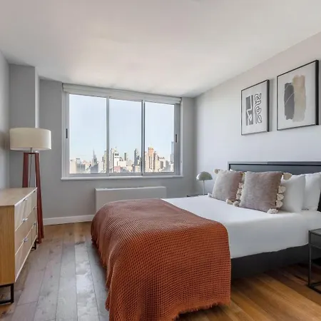 Apartment Midtown West 2br W Gym Roofdeck Nr Hudson Nyc-1395 New York