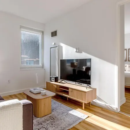 Midtown West 1br W Doorman Nr Rockefeller Center Nyc-1394 *