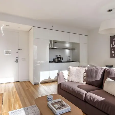 Midtown West 1br W Doorman Nr Rockefeller Center Nyc-1394 Apartment *