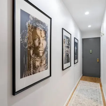 Apartment Bright Designer In Historic Harlem New York