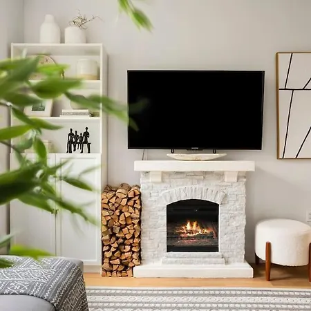 Apartment Bright Designer In Historic Harlem New York