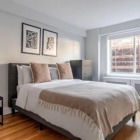 Lenox Hill 2br W Elevator Doorman Nr Art Nyc-1389 Apartment New York