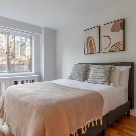 Lenox Hill 2br W Elevator Doorman Nr Art Nyc-1389 Apartment New York