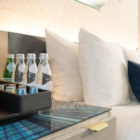 Hotel Roomza Times Square At Pestana Cr7 New York