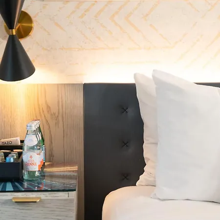 Roomza Times Square At Pestana Cr7