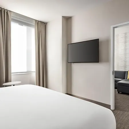 By Marriott Jfk Airport