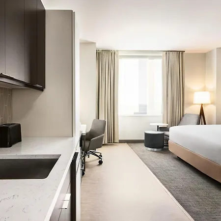 By Marriott Jfk Airport New York