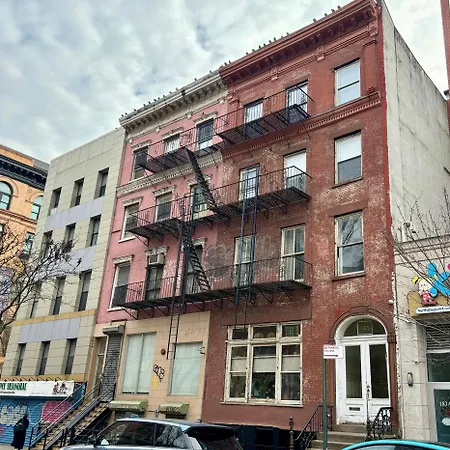 Hotel 1830's Historic Merchant House On The Park Les