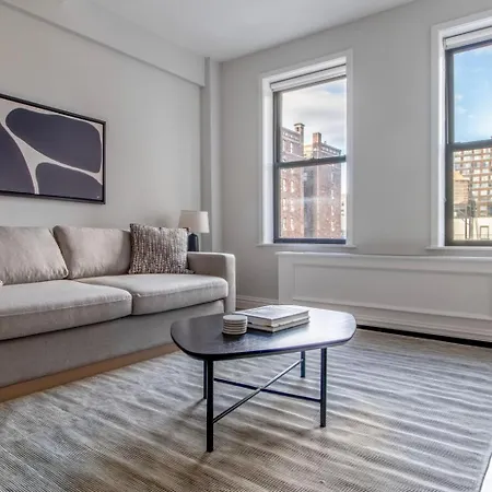 Uws 1br W Doorman Gym Close To Park Nyc-1390 *