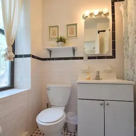 Lovely Full X East Village *