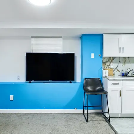 Private Designers Lower-ground 2bd * New York