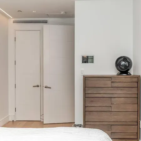 Luxurious Soho Apartment~ 2 Bedroom 2 Bathroom * New York