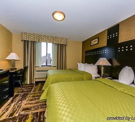 Rodeway Bronx Zoo Inn 4*