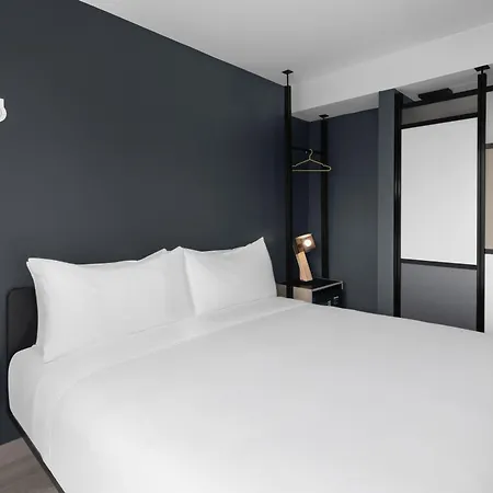 Aloft By Marriott Chelsea New York