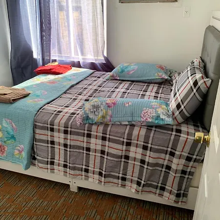 Bangaly Newyork Guest house *