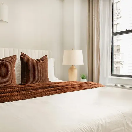 73-1004 New Uws Doorman Gym Apartment