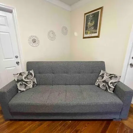 Entire Cozy 1br In Heart Of Queens L * New York