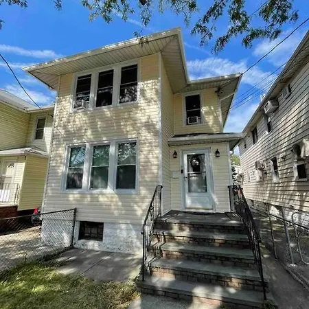 Entire Cozy 1br In Heart Of Queens L *