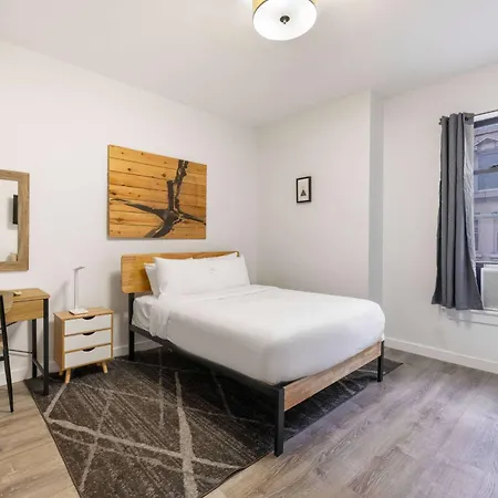27 By Luxurban Hotel