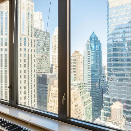 Midtown East 2br W Doorman Gym Nr Bloomingdales Nyc-1353 *