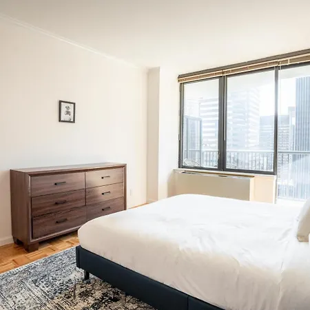 Midtown East 2br W Doorman Gym Nr Bloomingdales Nyc-1353 Apartment *