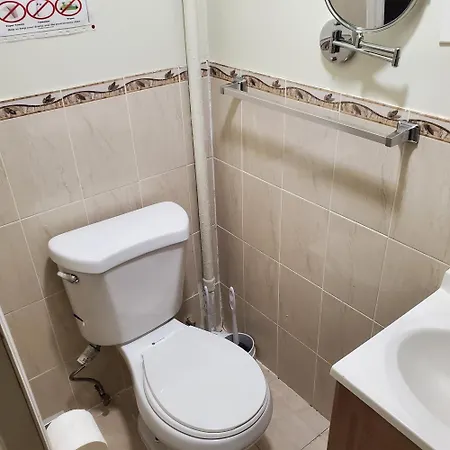 Apartment And One Bedroom *