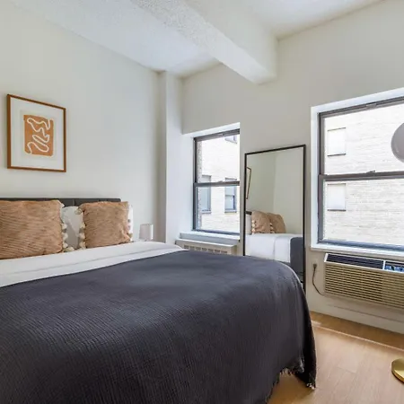 Hudson Yards 1br W Gym Wd Nr Penn Station Nyc-1308 Apartment *
