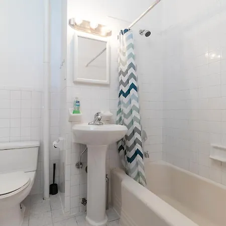 The Upper East Side Monthly Apartment *