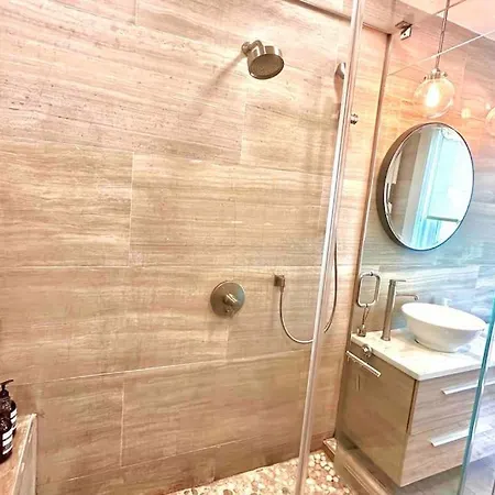 Apartment Relaxing & Cozy Spa. In Brooklyn Mins To Mhtn
