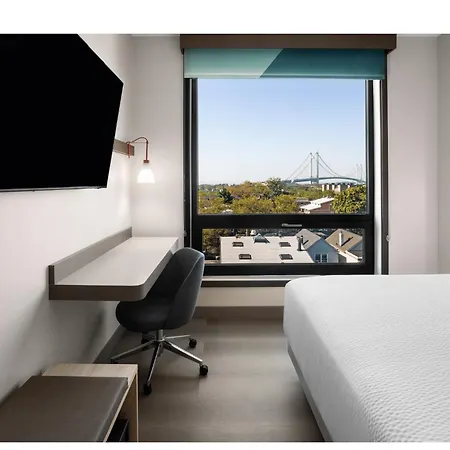 Avid - Brooklyn Dyker Heights By Ihg Hotel 3*