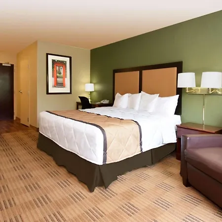 Hotel Extended America - - Laguardia Airport New York