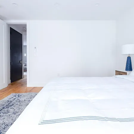 Apartment 323-2 Specious 2br Williamsburg