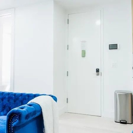 Prime East Village Newly Reno 3br 2 Baths Wd In Unit New York
