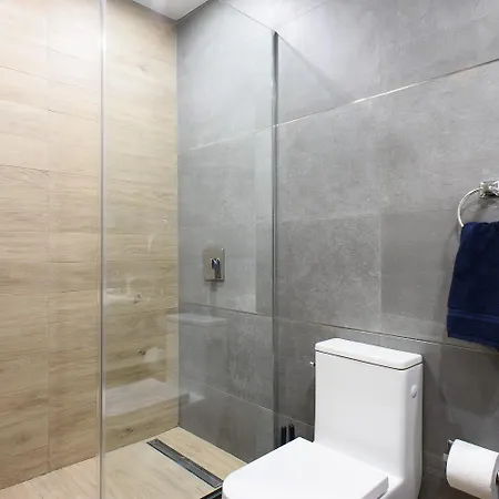 1597-12 New Prime Ues Wd In Unit New York