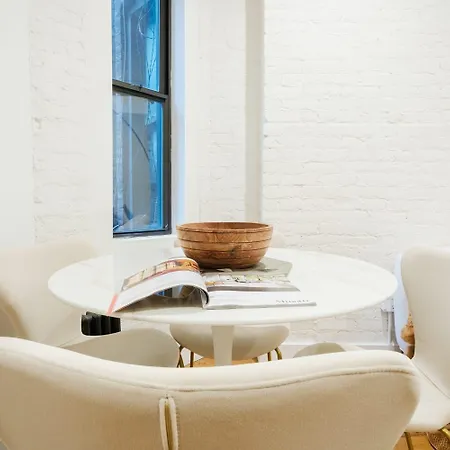 1288-4r Newly Furnished Prime Ues 2br * New York