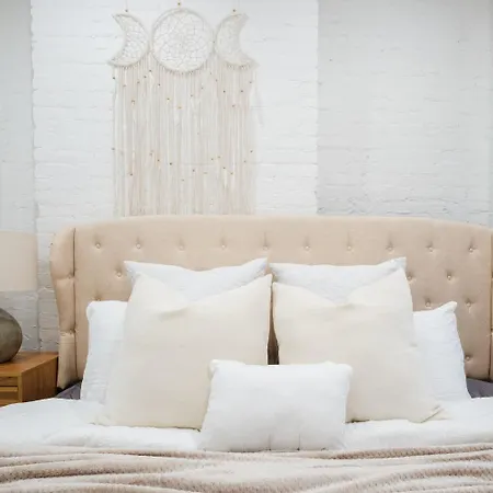 1288-4r Newly Furnished Prime Ues 2br Apartment New York