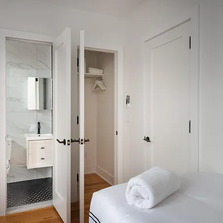 Apartment Three Bedroom Brooklynite Condo-hotel Suite! New York