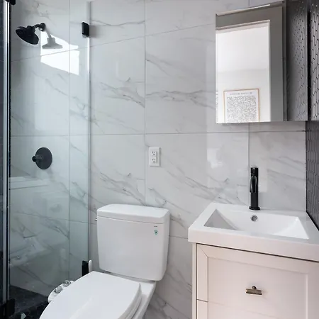 Three Bedroom Brooklynite Condo-hotel Suite! New York